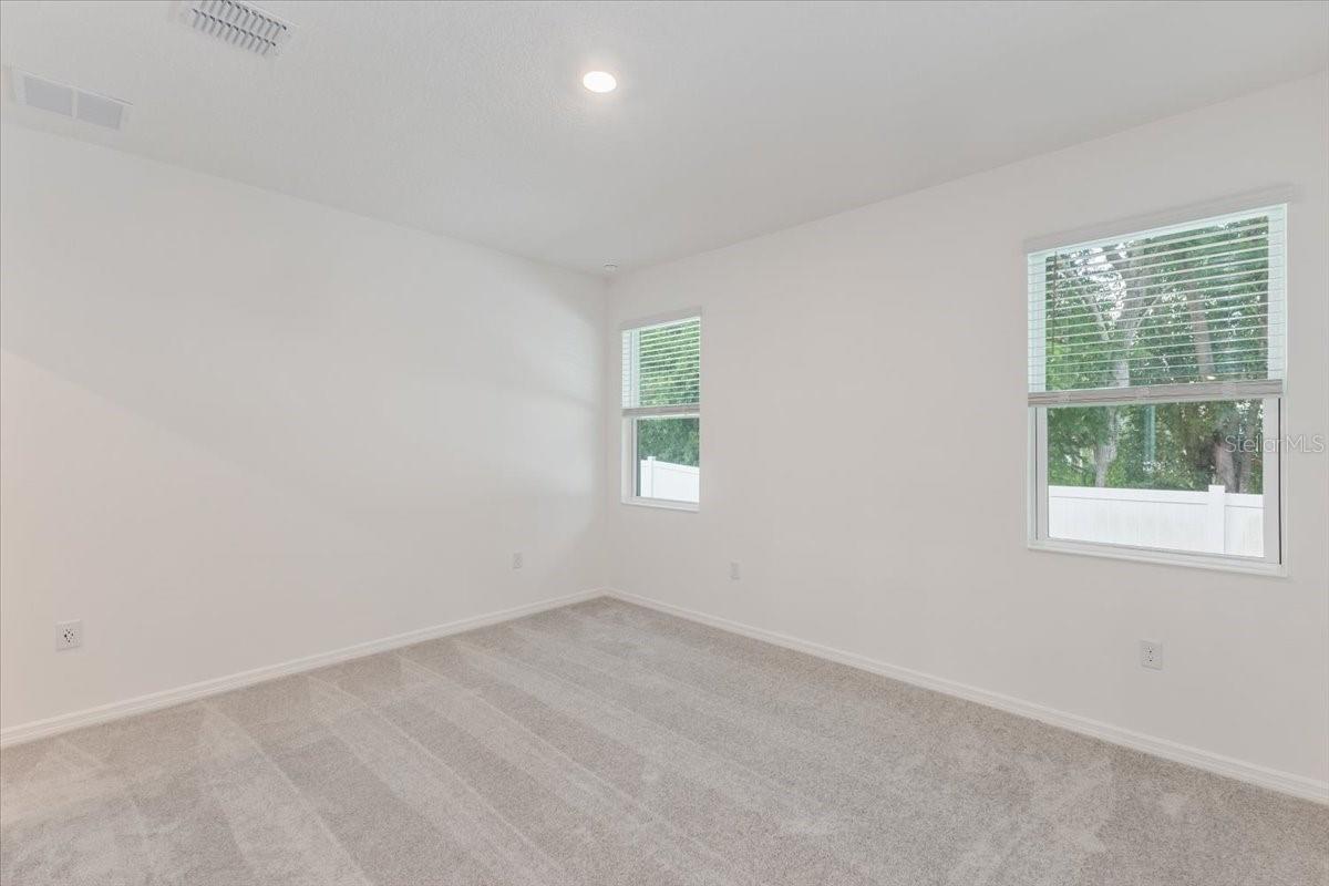 243 FREDERICKSBURG AVE, ORANGE CITY, FL, 32763