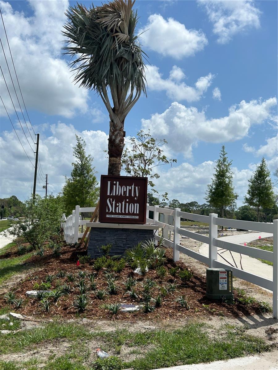 243 FREDERICKSBURG AVE, ORANGE CITY, FL, 32763