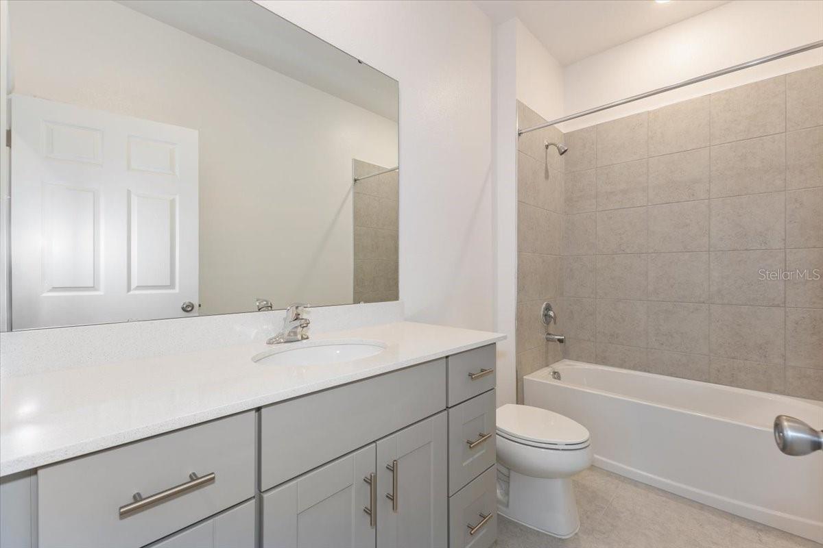 243 FREDERICKSBURG AVE, ORANGE CITY, FL, 32763