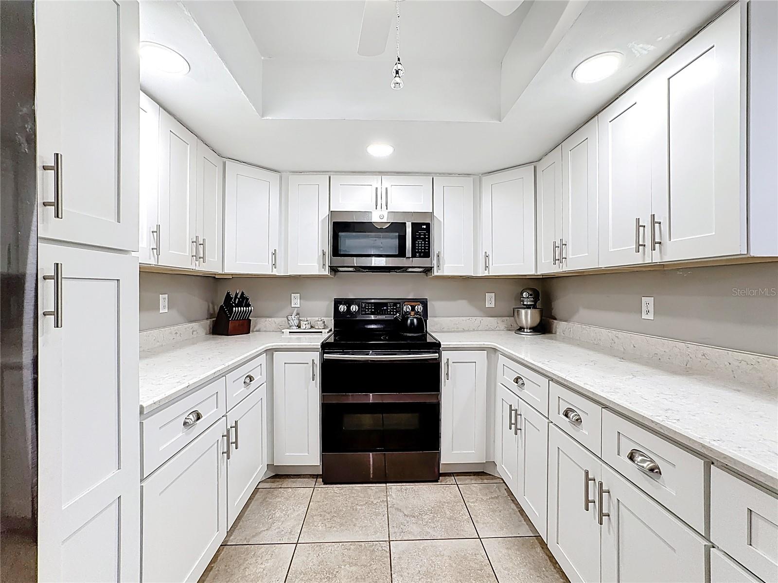 1530 DEER HOLLOW BLVD, SARASOTA, FL, 34232
