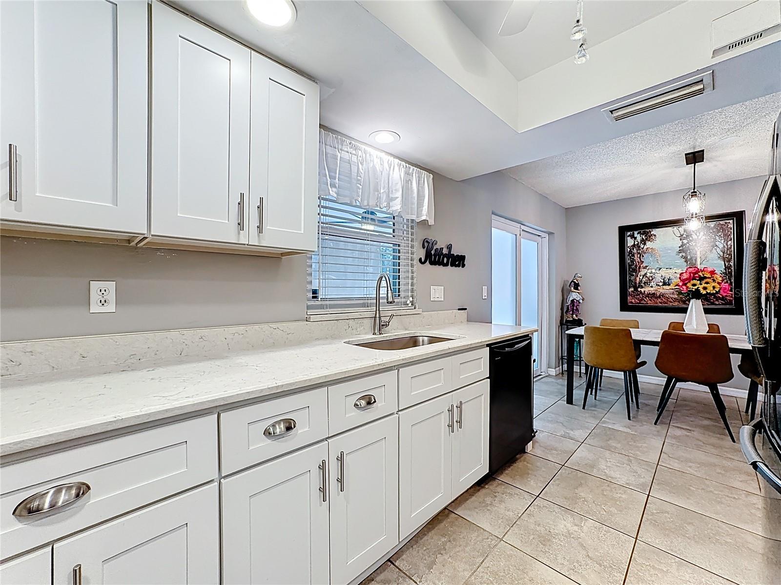 1530 DEER HOLLOW BLVD, SARASOTA, FL, 34232