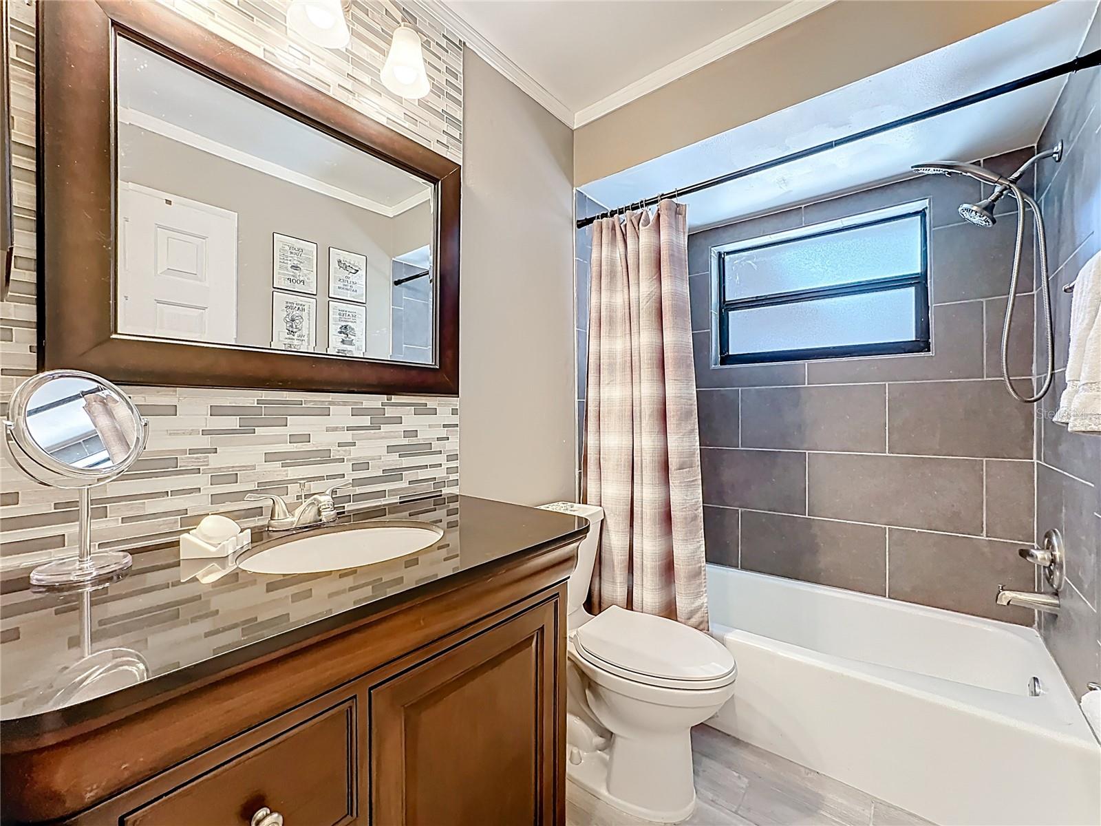 1530 DEER HOLLOW BLVD, SARASOTA, FL, 34232