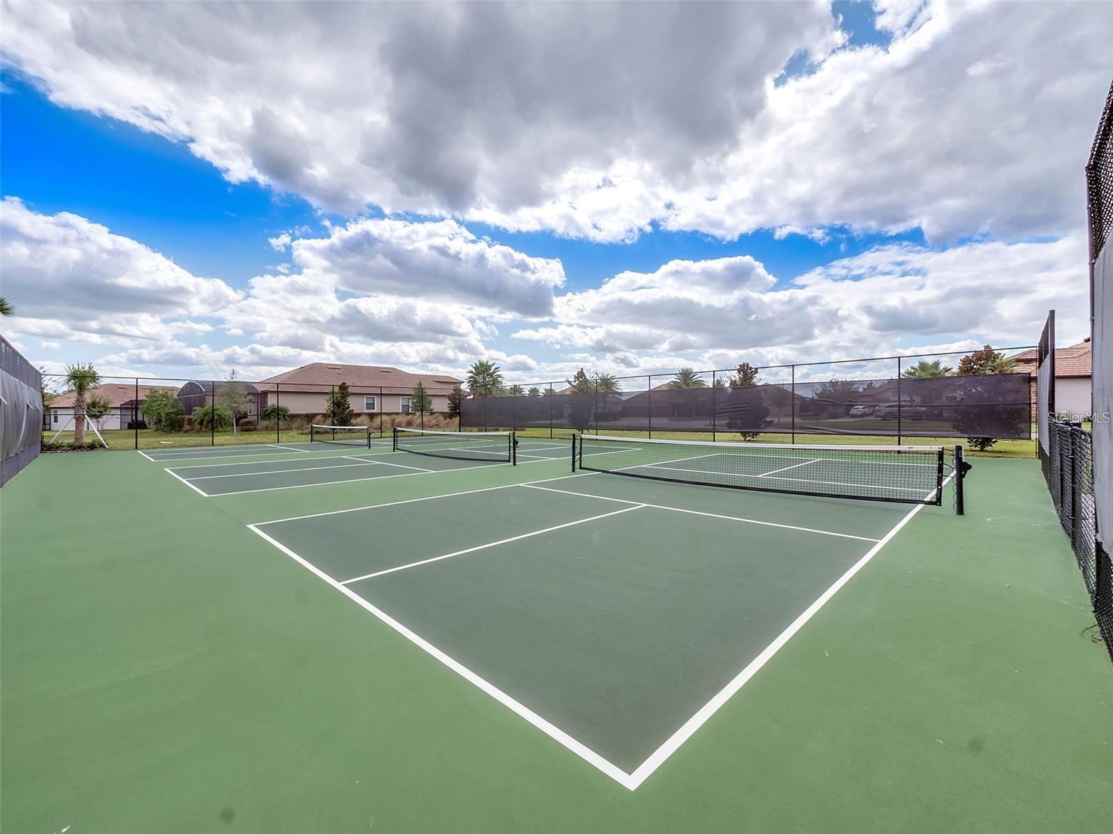 740 DROP SHOT DR, DAVENPORT, FL, 33896