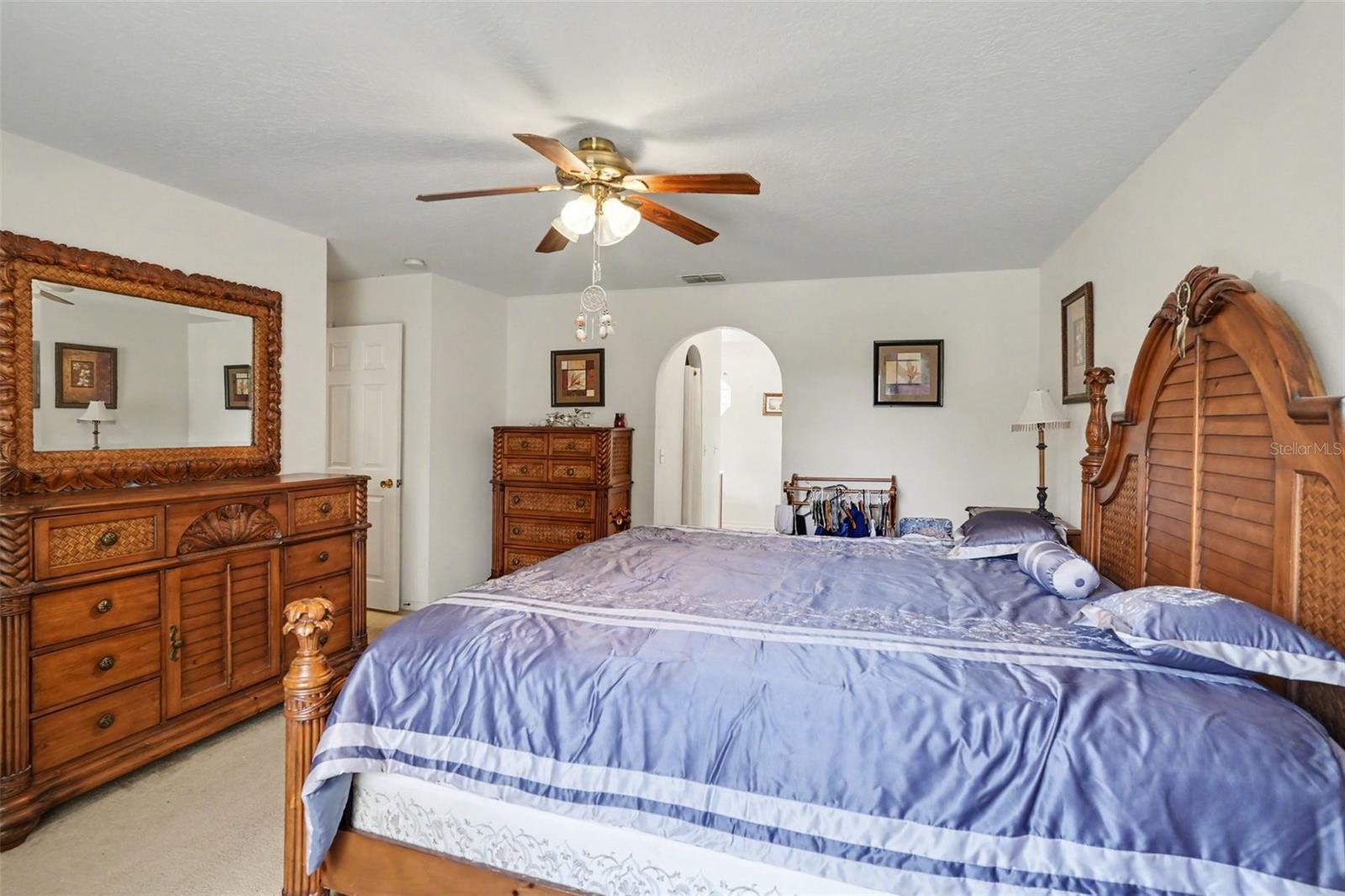 720 VALRICO HILLS LN, VALRICO, FL, 33594