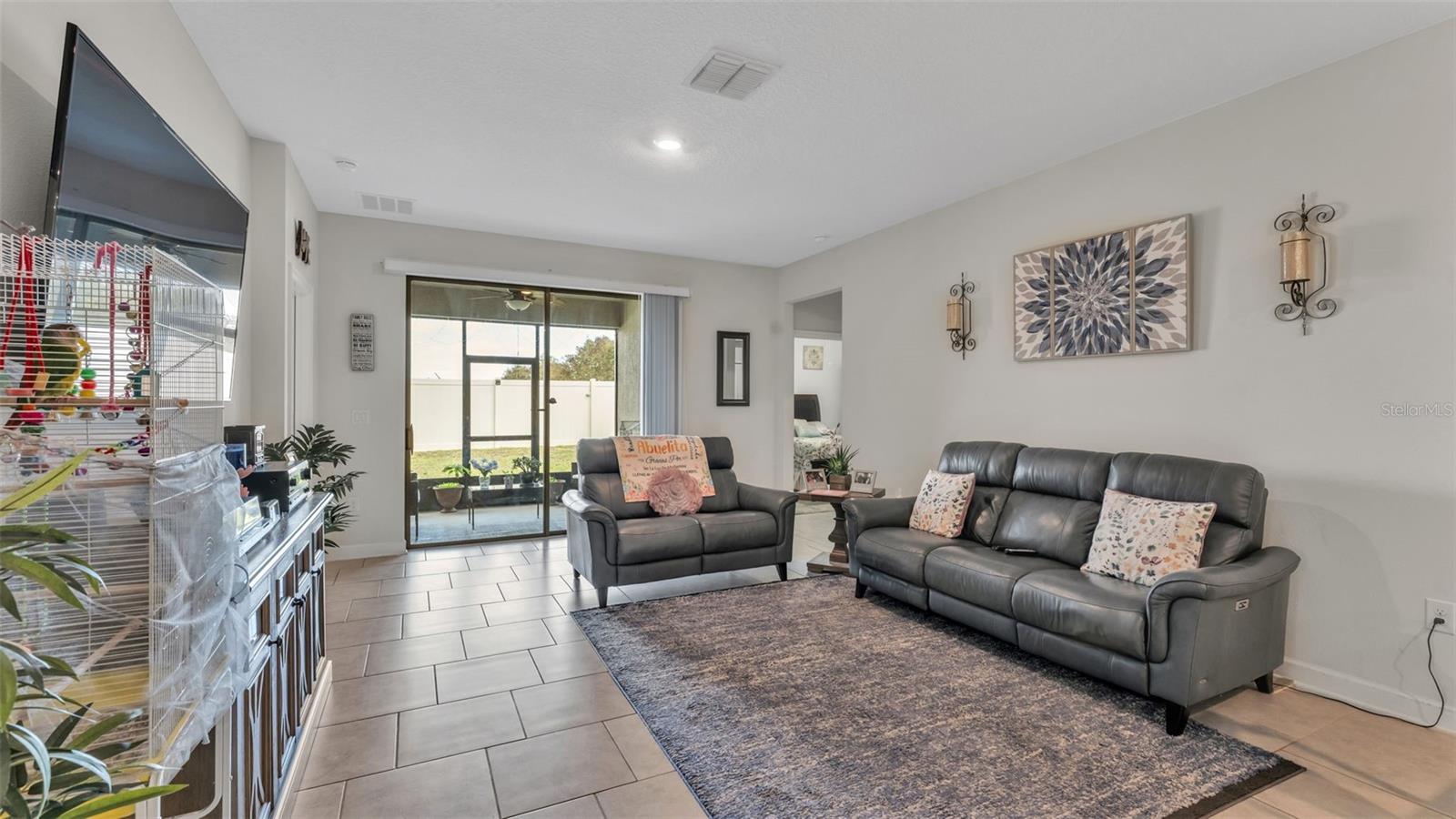 212 BERGAMOT LOOP, DAVENPORT, FL, 33837