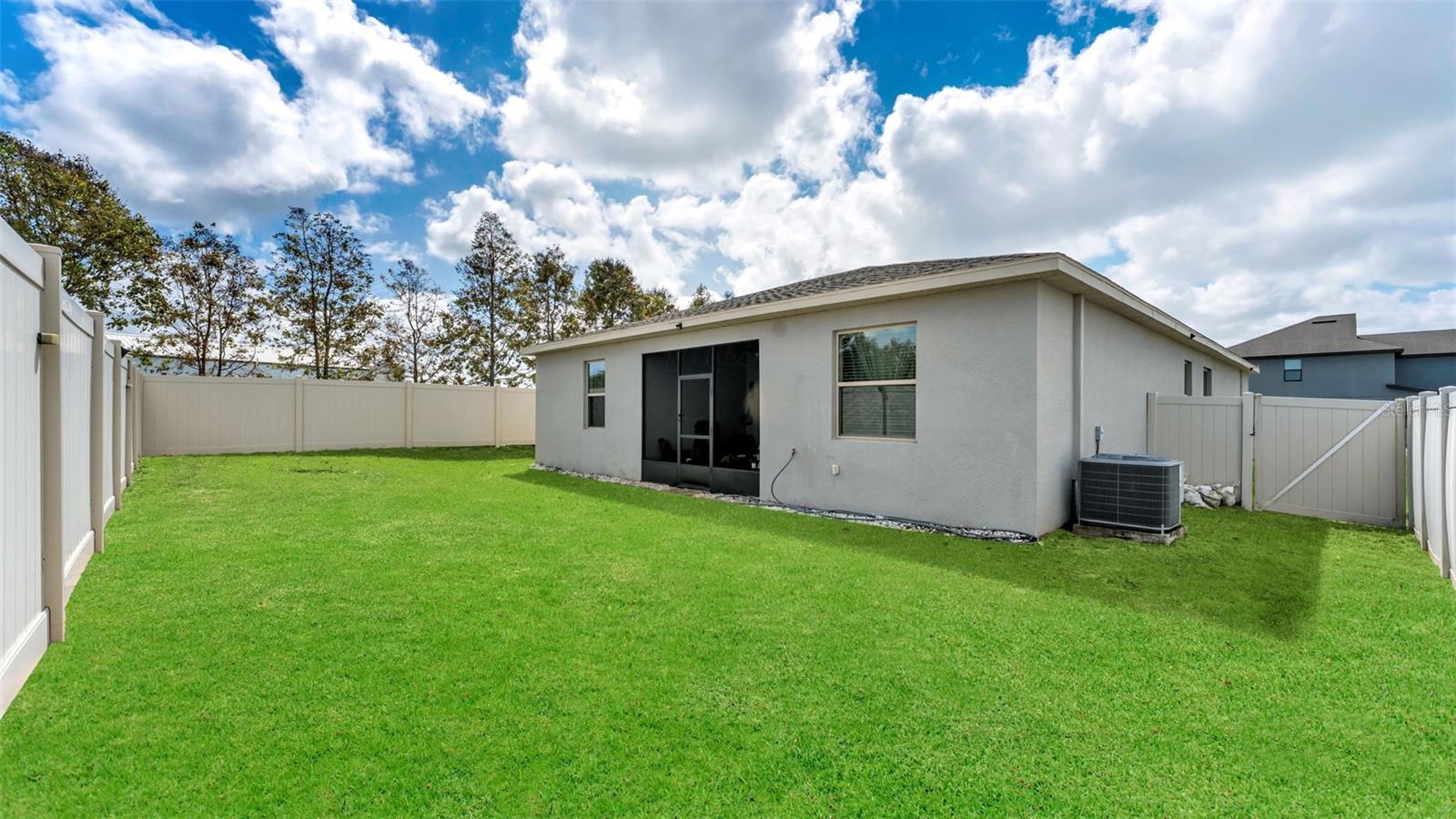 212 BERGAMOT LOOP, DAVENPORT, FL, 33837