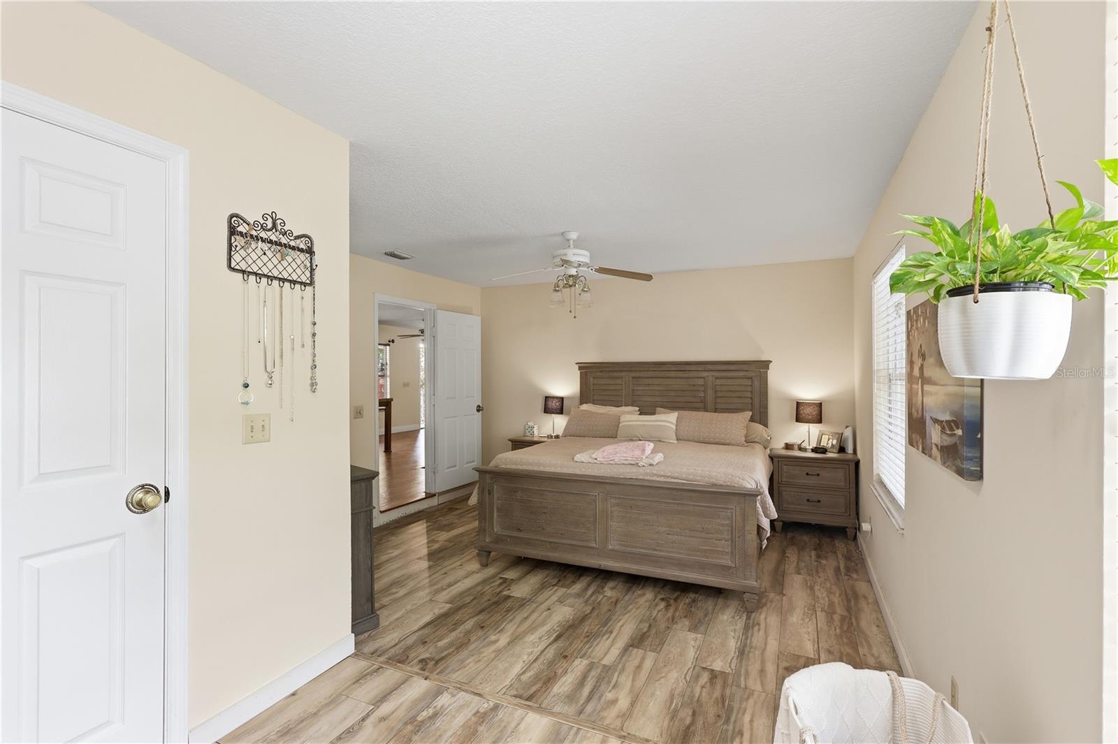 1261 E FULLERS CROSS RD, WINTER GARDEN, FL, 34787