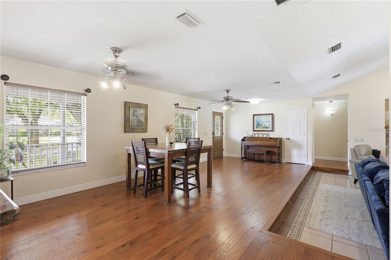 1261 E FULLERS CROSS RD, WINTER GARDEN, FL, 34787