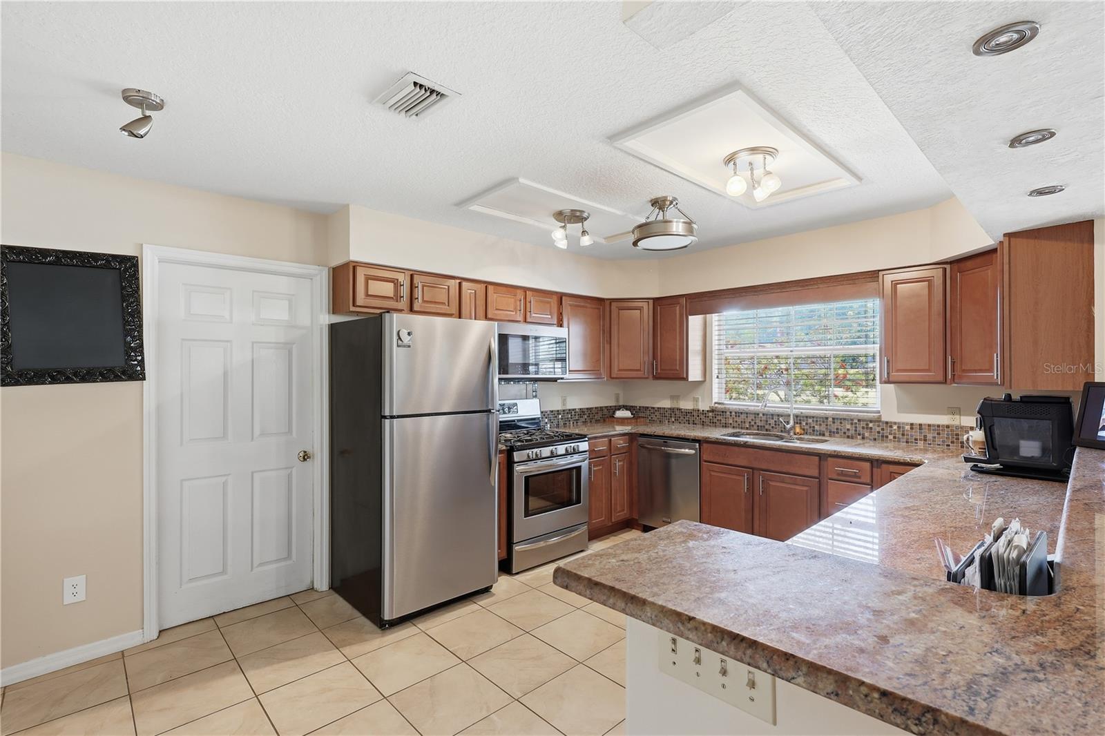 1261 E FULLERS CROSS RD, WINTER GARDEN, FL, 34787