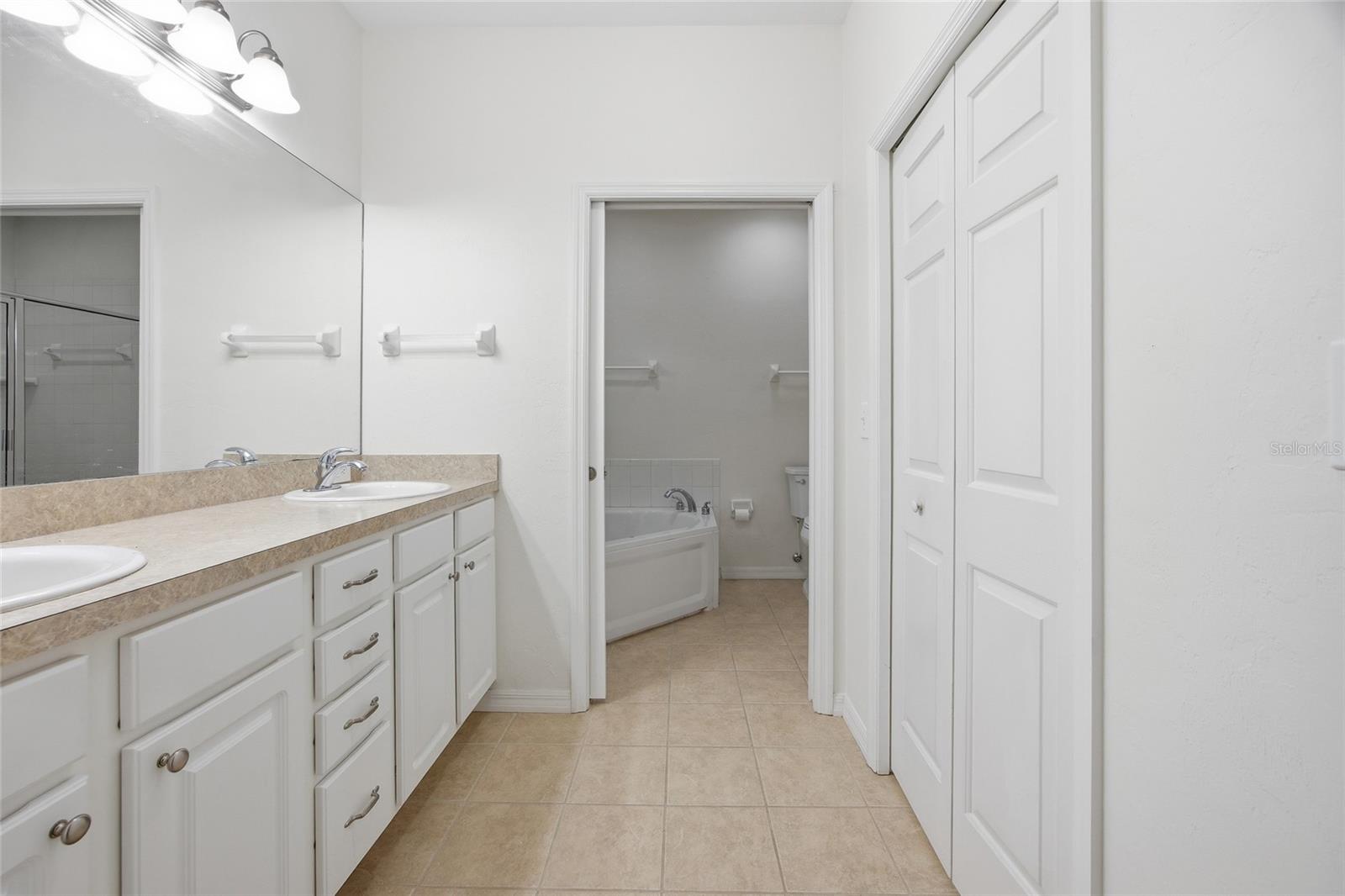 12681 NW 11TH PL N, NEWBERRY, FL, 32669