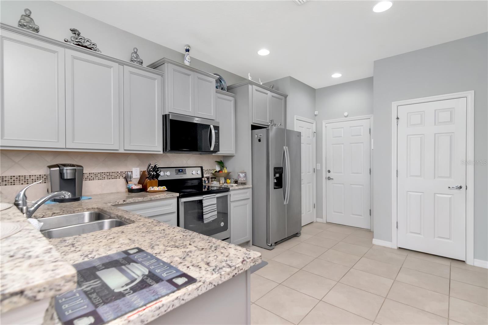 9216 HILLCROFT DR, RIVERVIEW, FL, 33578
