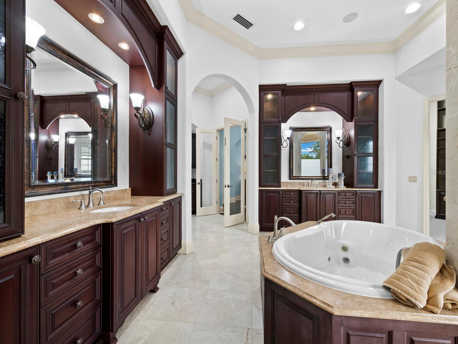 3129 FOUNDERS CLUB DR, SARASOTA, FL, 34240