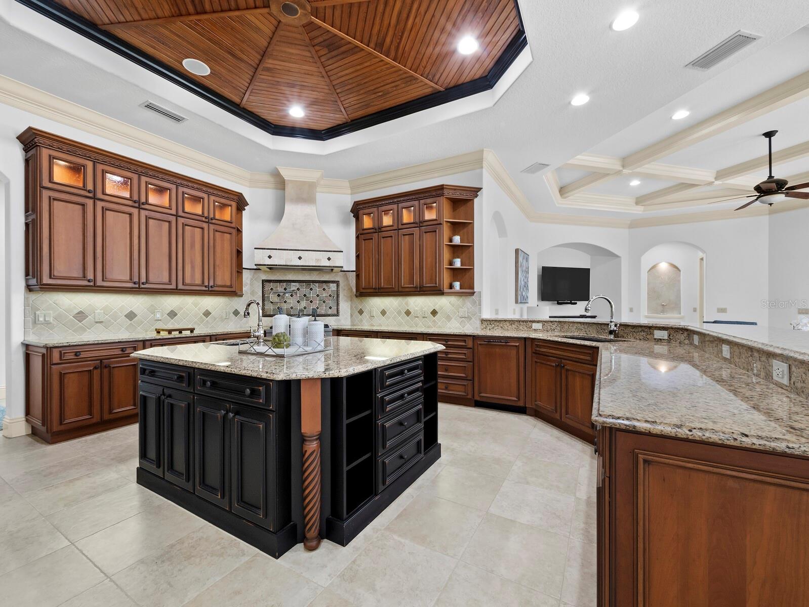 3129 FOUNDERS CLUB DR, SARASOTA, FL, 34240