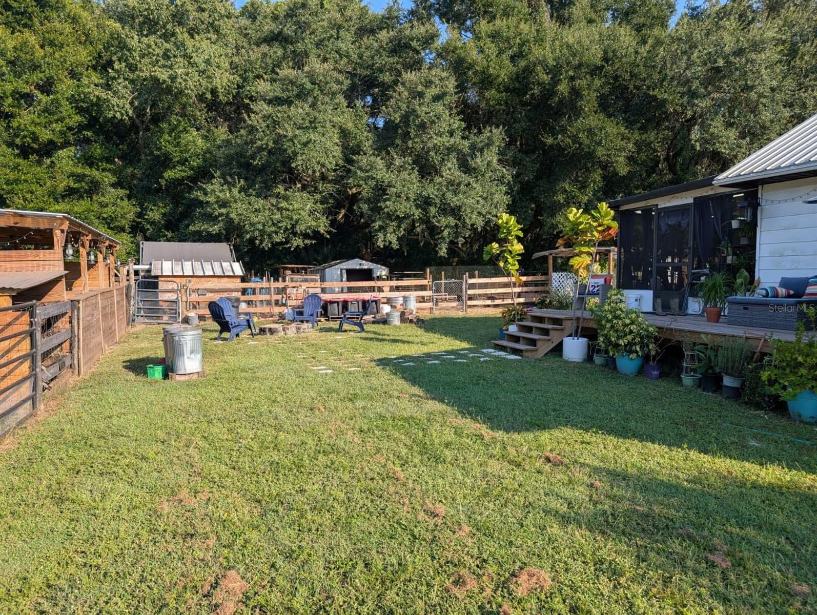 15243 S HIGHWAY 25, WEIRSDALE, FL, 32195