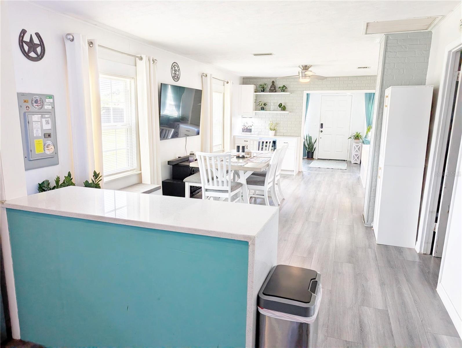 15243 S HIGHWAY 25, WEIRSDALE, FL, 32195