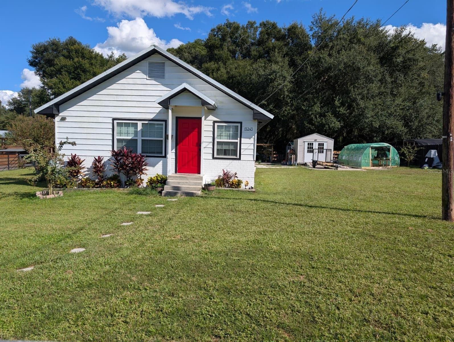 15243 S HIGHWAY 25, WEIRSDALE, FL, 32195