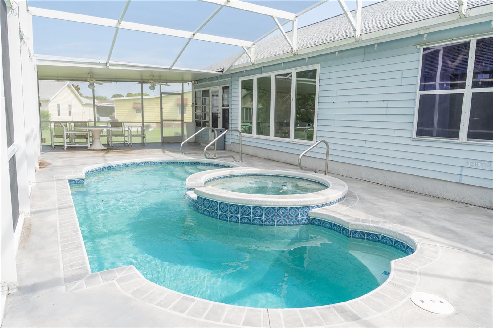 714 BAYHILL CT, LADY LAKE, FL, 32159