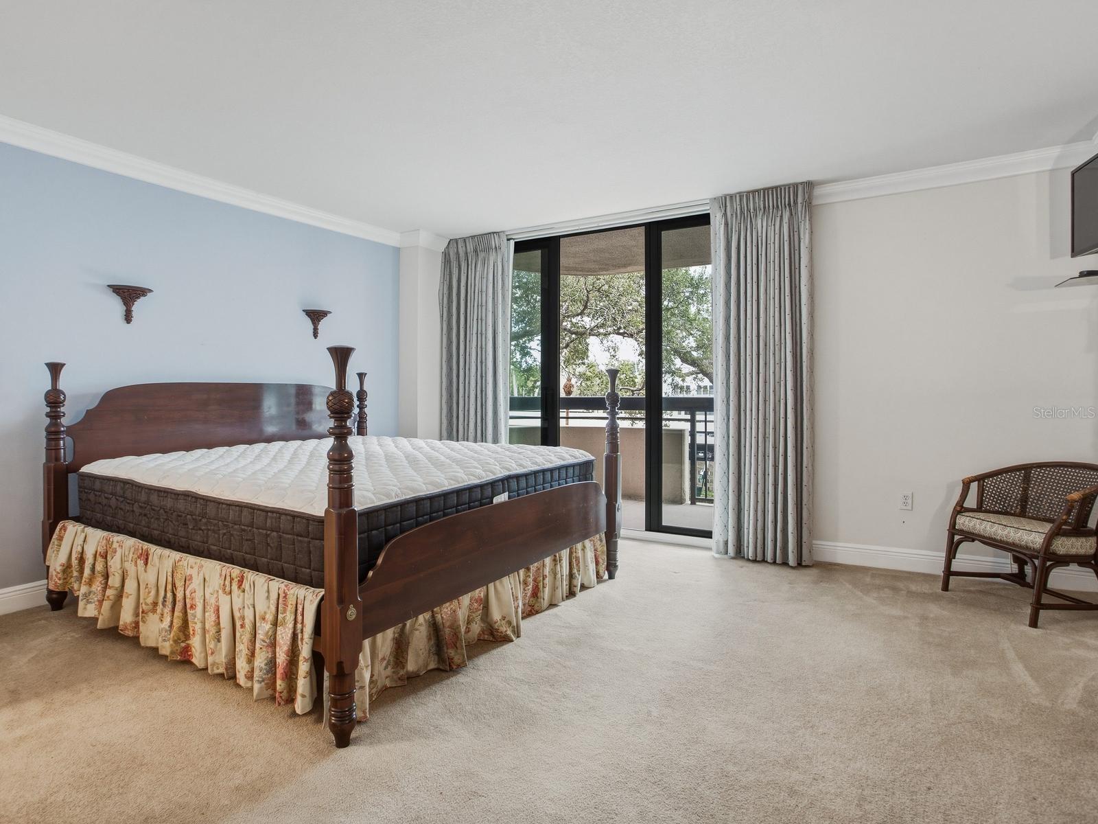 2413 BAYSHORE BLVD #201, TAMPA, FL, 33629