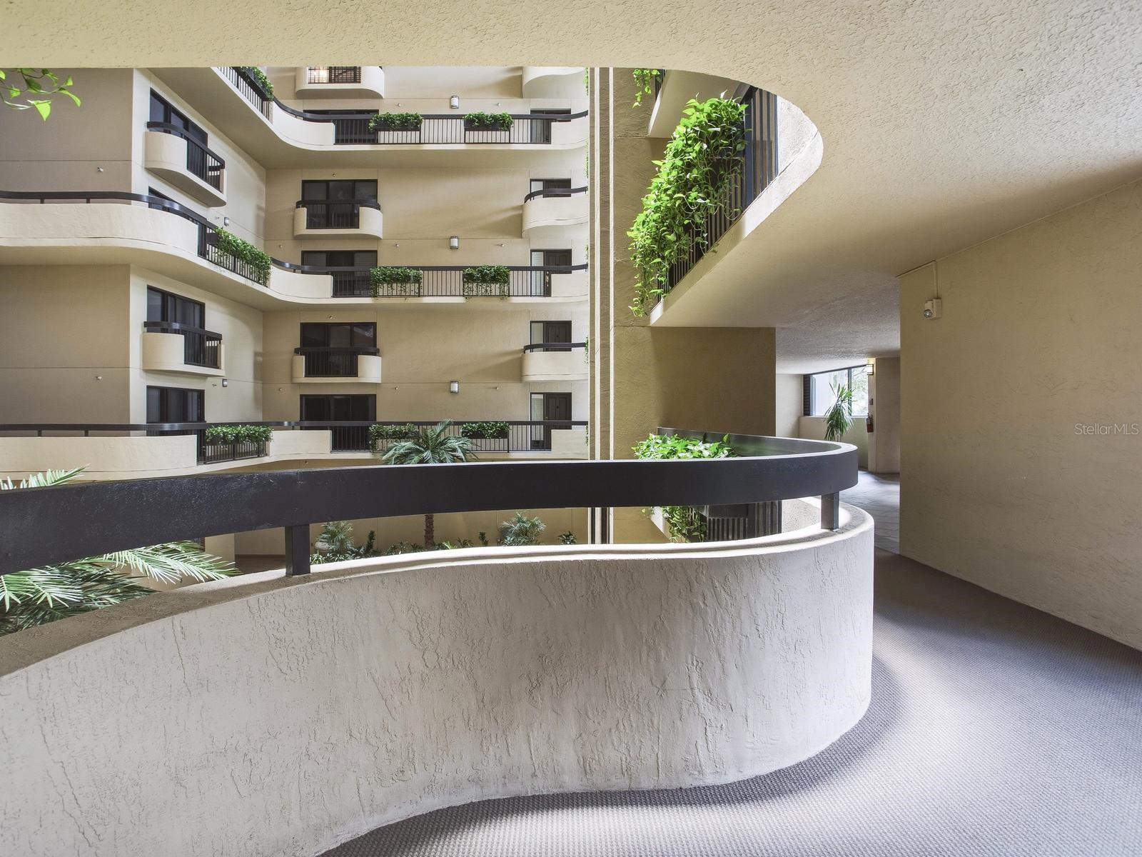 2413 BAYSHORE BLVD #201, TAMPA, FL, 33629