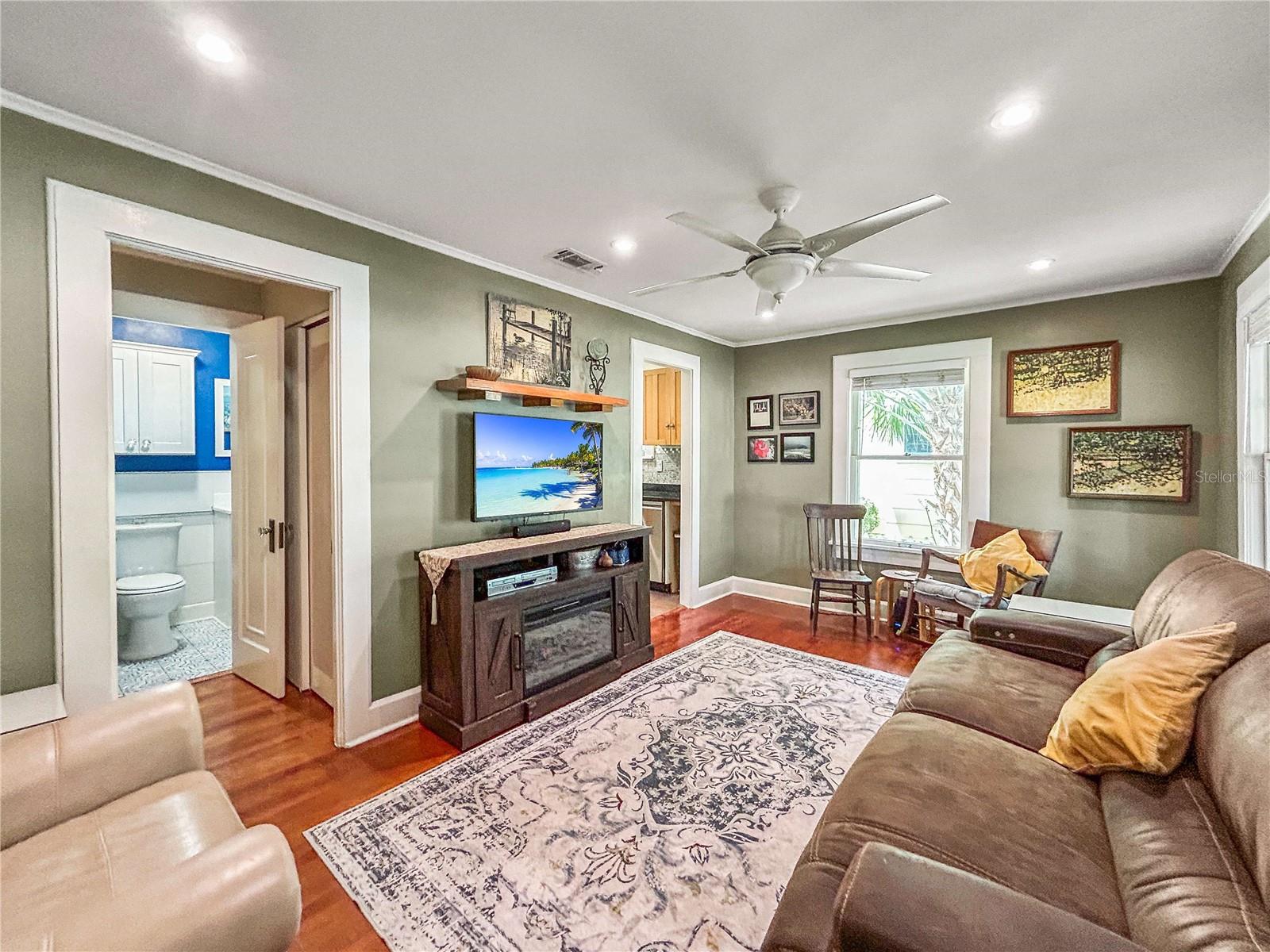226 21ST AVE N, ST PETERSBURG, FL, 33704