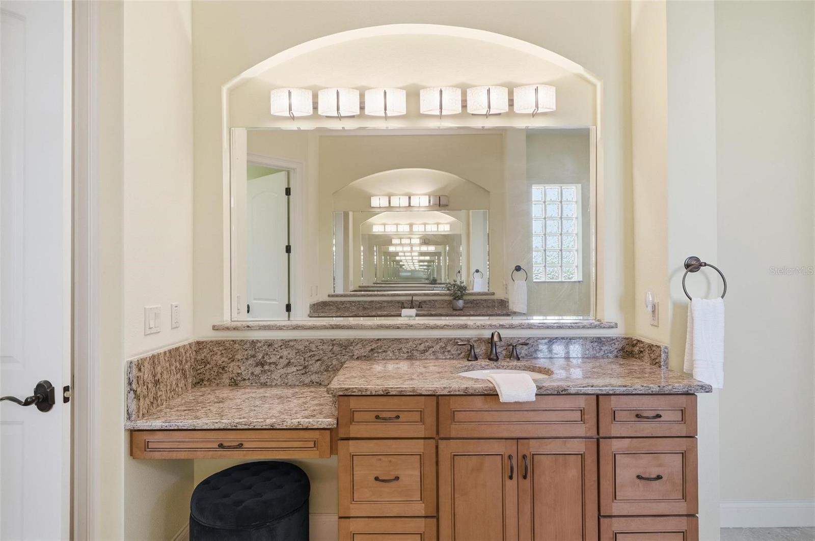20 N VILLAGE PKWY, PALM COAST, FL, 32137