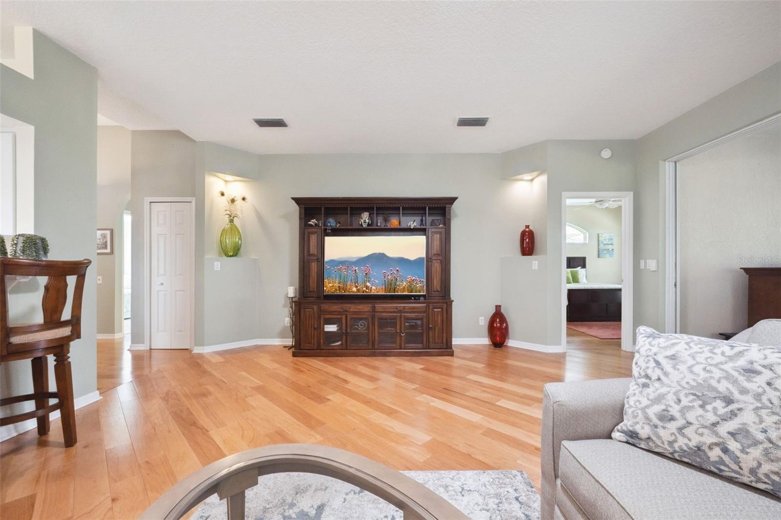 21733 ROYAL ST GEORGES LN, LEESBURG, FL, 34748