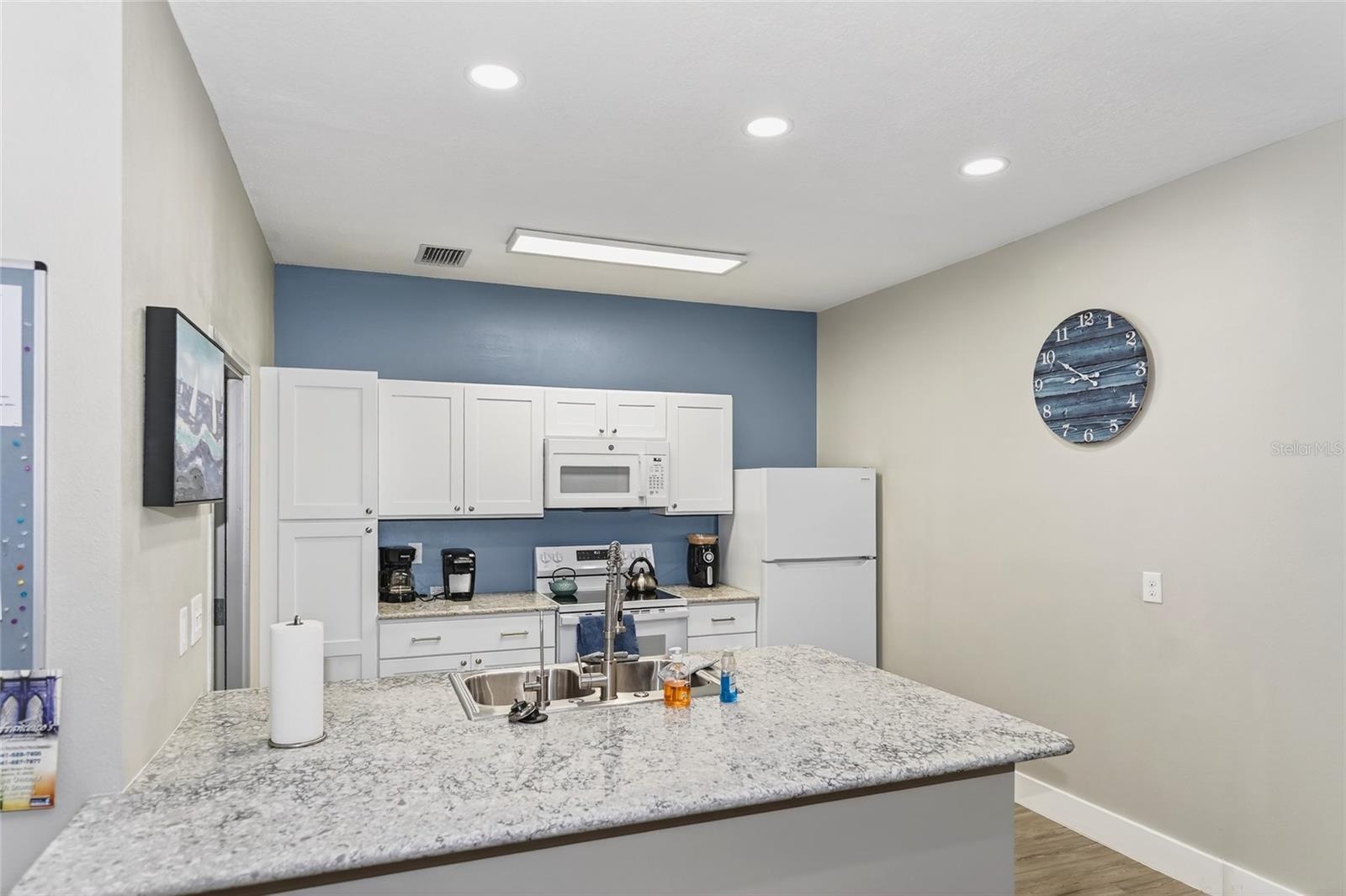 4160 FRUITVILLE RD #11, SARASOTA, FL, 34232