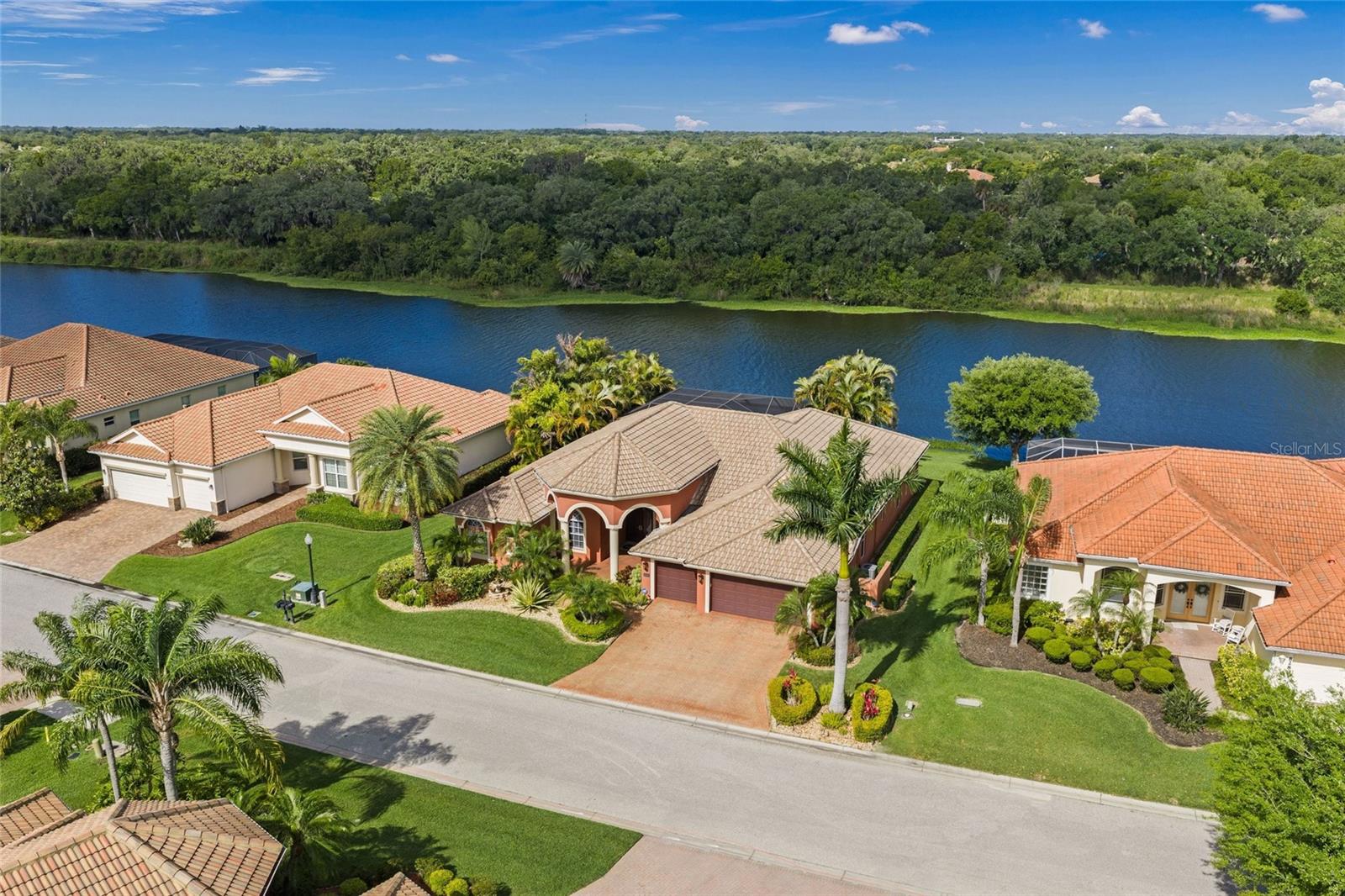 8282 BARTON FARMS BLVD, SARASOTA, FL, 34240