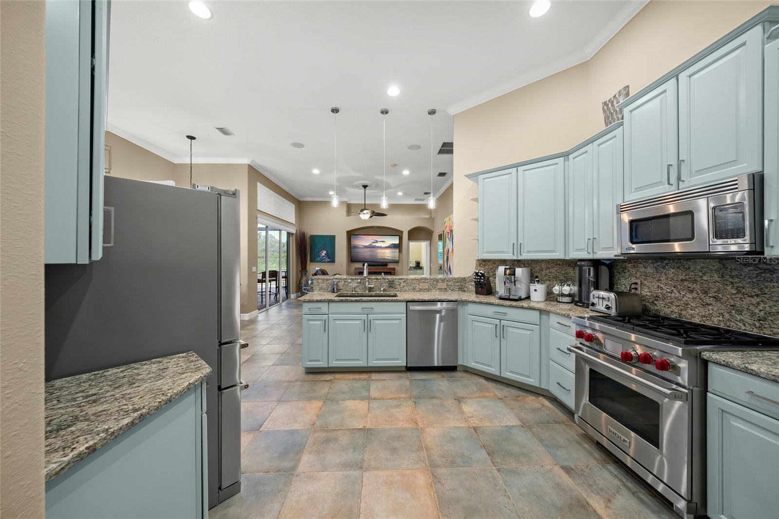 8282 BARTON FARMS BLVD, SARASOTA, FL, 34240