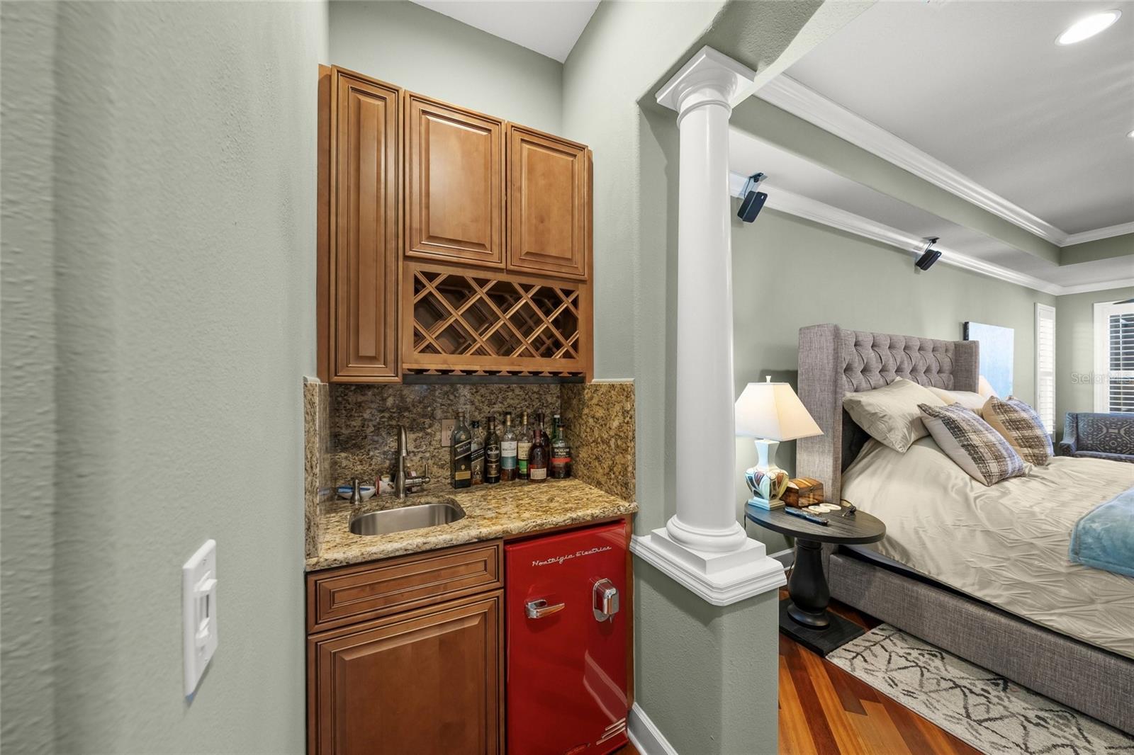 8282 BARTON FARMS BLVD, SARASOTA, FL, 34240