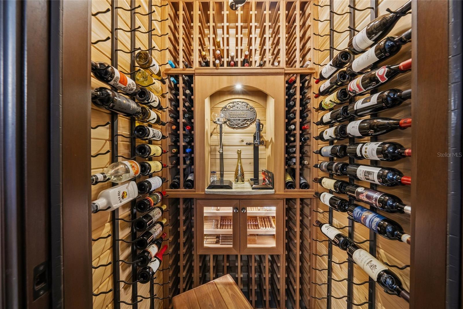 8282 BARTON FARMS BLVD, SARASOTA, FL, 34240