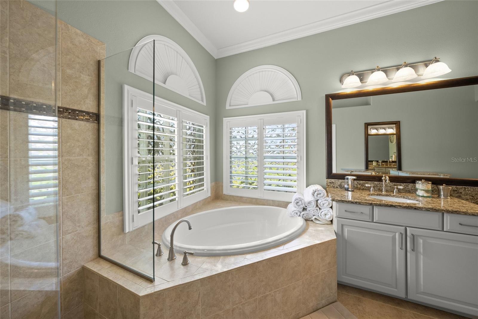 8282 BARTON FARMS BLVD, SARASOTA, FL, 34240