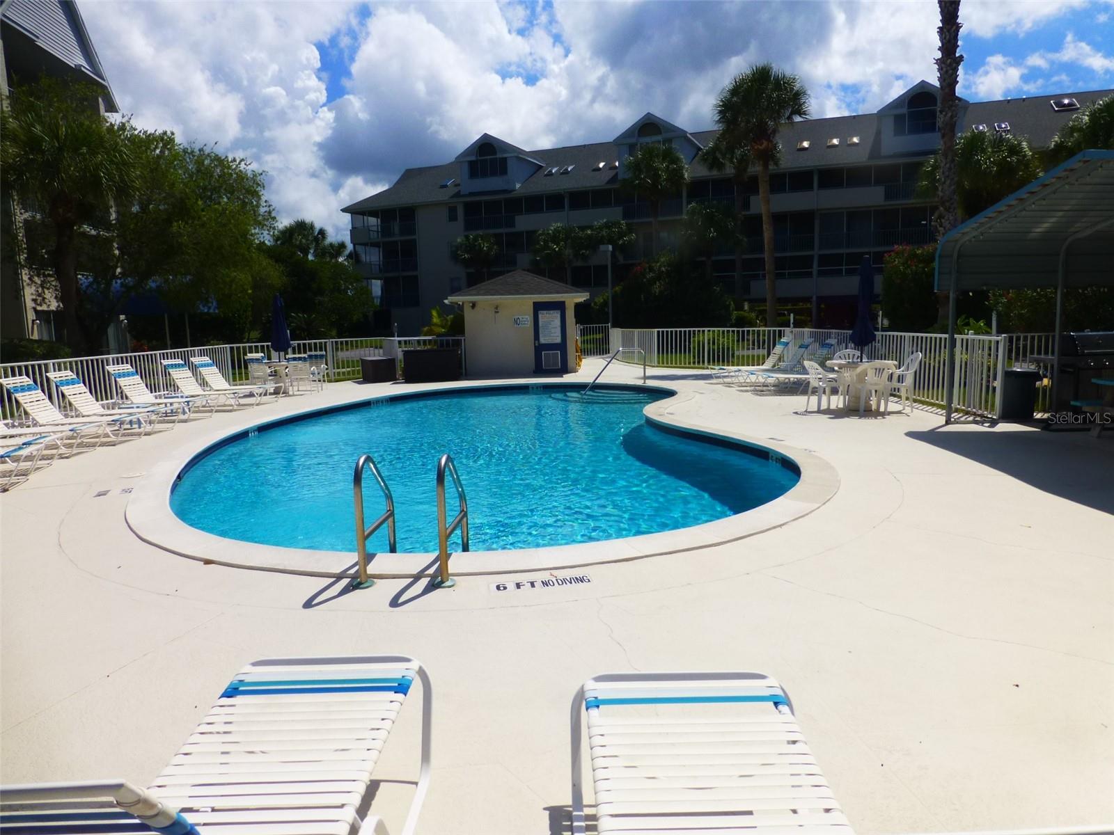 5557 SEA FOREST DR #215, NEW PORT RICHEY, FL, 34652