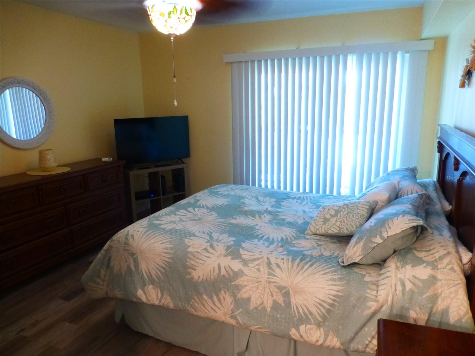 5557 SEA FOREST DR #215, NEW PORT RICHEY, FL, 34652