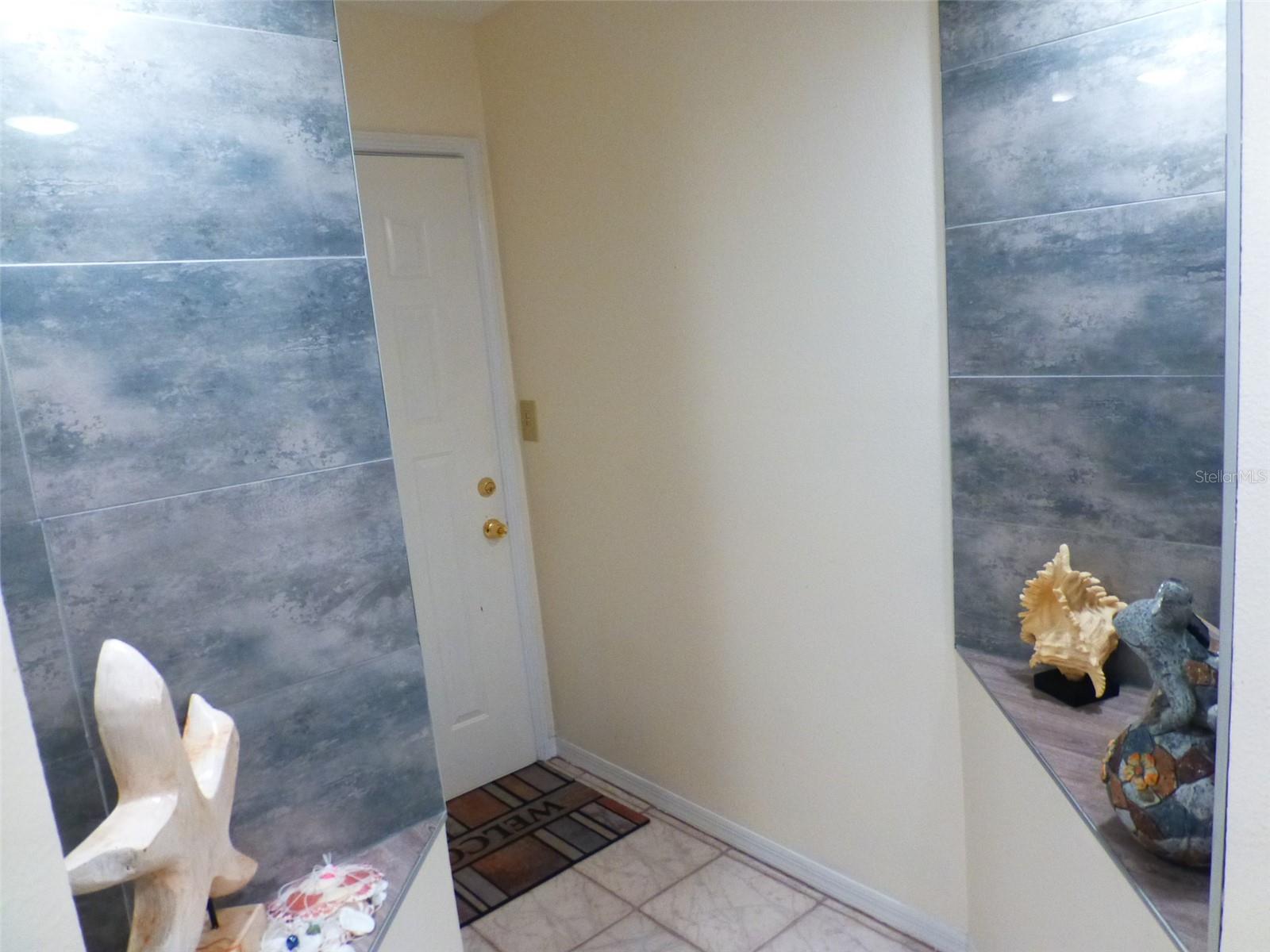 5557 SEA FOREST DR #215, NEW PORT RICHEY, FL, 34652