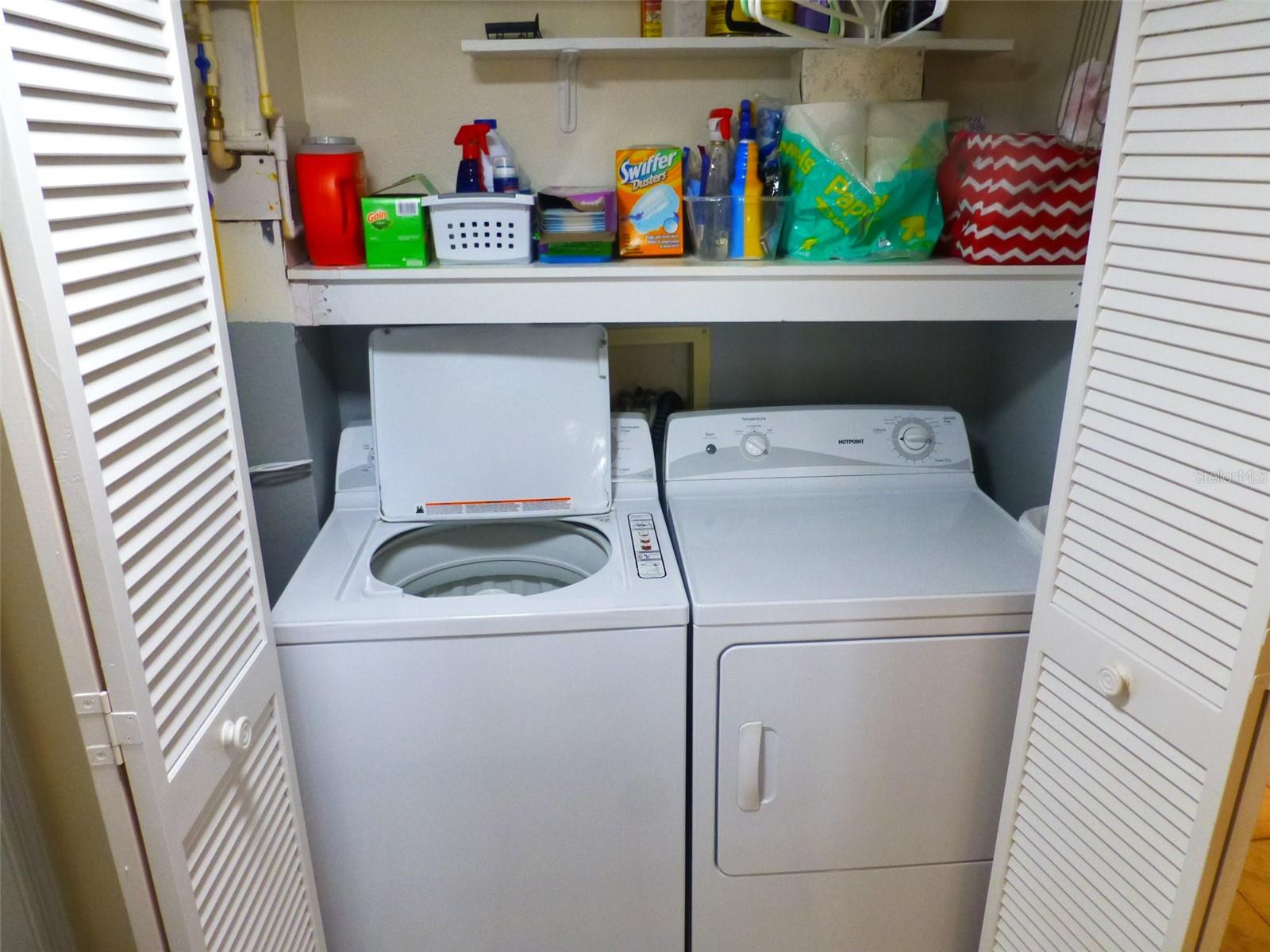 5557 SEA FOREST DR #215, NEW PORT RICHEY, FL, 34652
