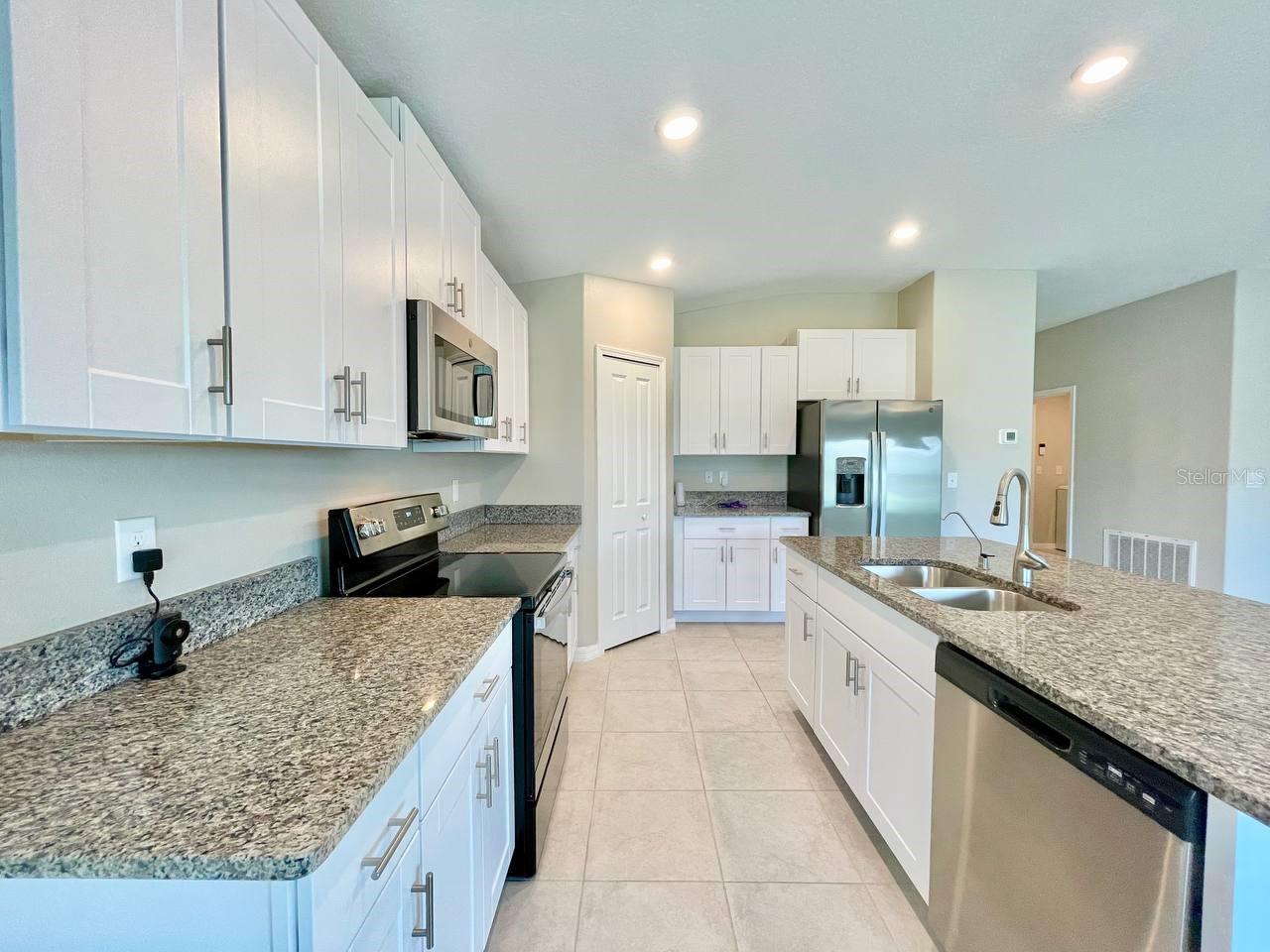 12964 WILDFLOWER MEADOW DR, RIVERVIEW, FL, 33579