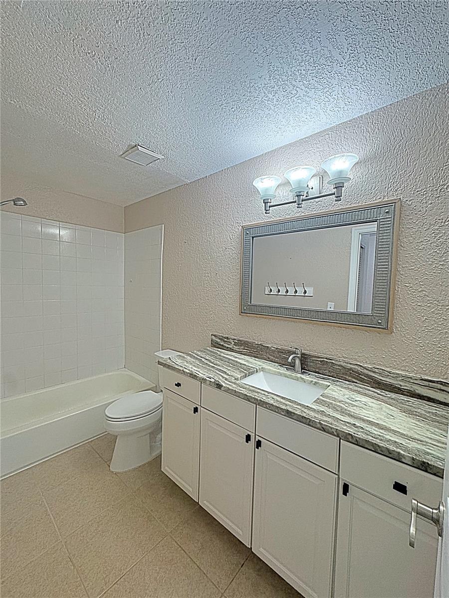 12261 SAILWINDS DR #203, LARGO, FL, 33773