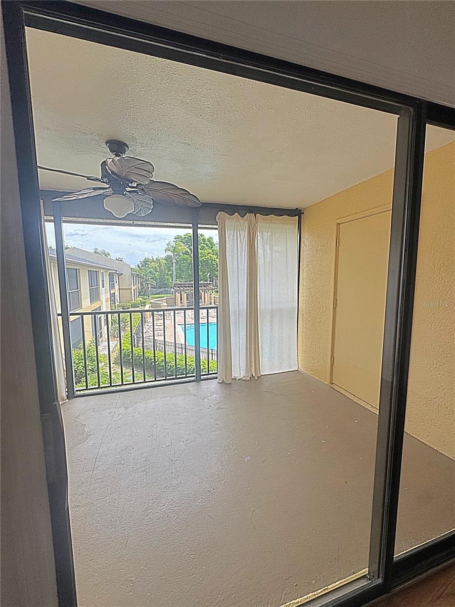 12261 SAILWINDS DR #203, LARGO, FL, 33773