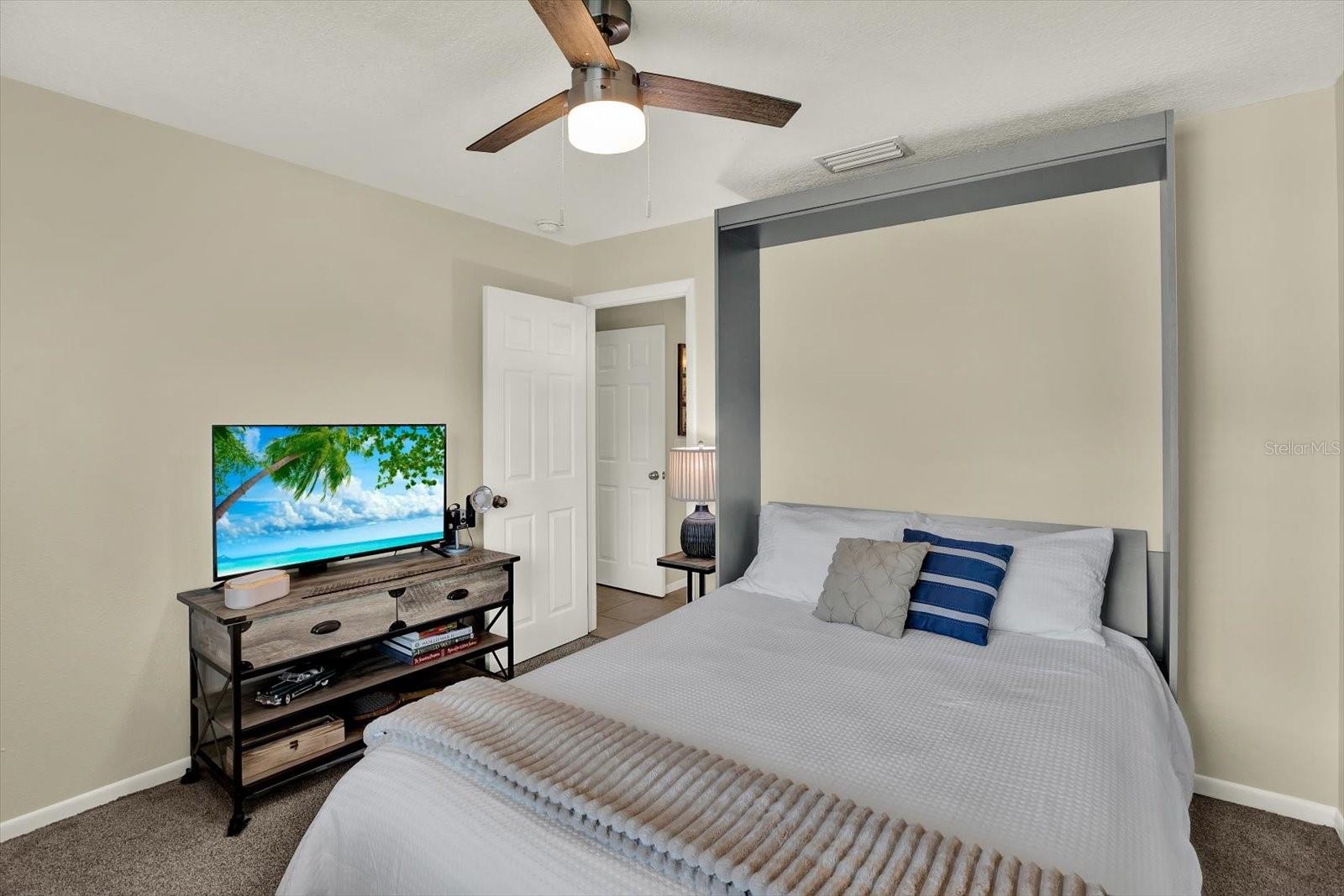 2107 W KYRA DR, TAMPA, FL, 33612