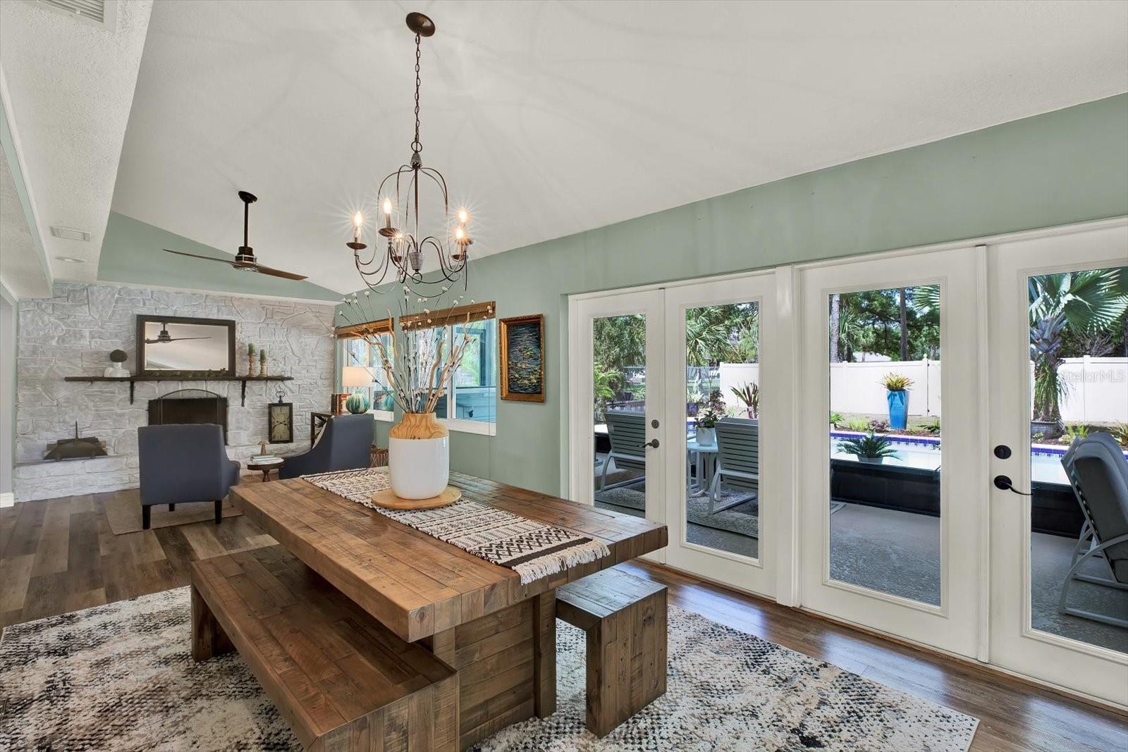 2107 W KYRA DR, TAMPA, FL, 33612