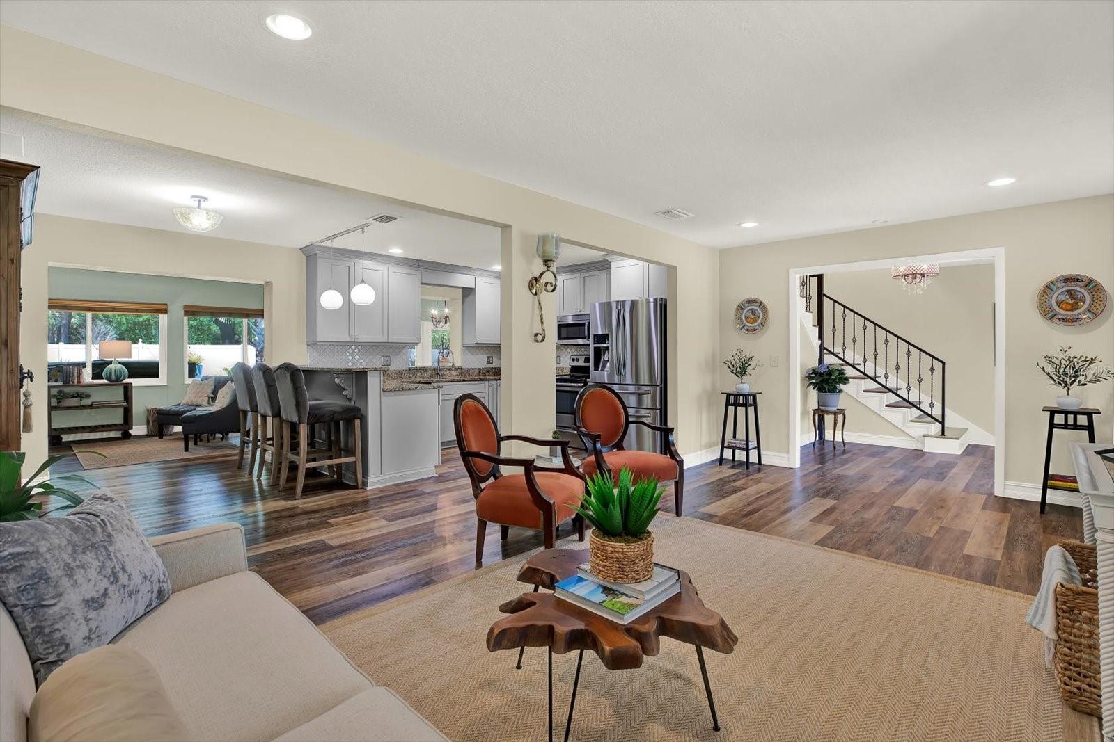 2107 W KYRA DR, TAMPA, FL, 33612