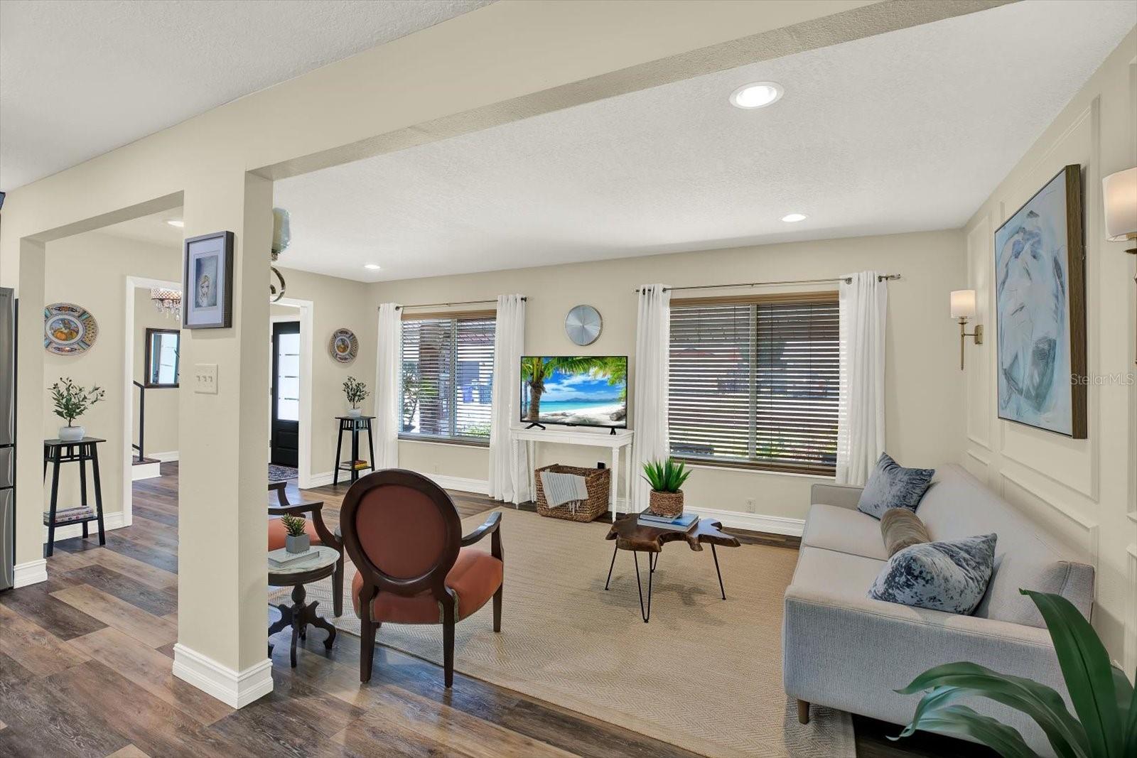 2107 W KYRA DR, TAMPA, FL, 33612