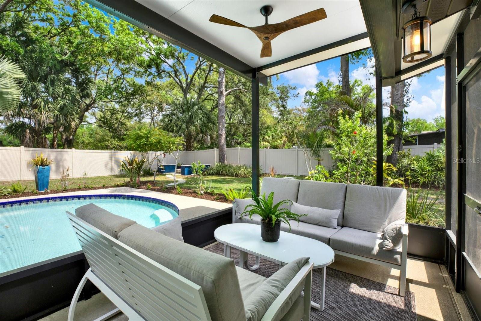 2107 W KYRA DR, TAMPA, FL, 33612