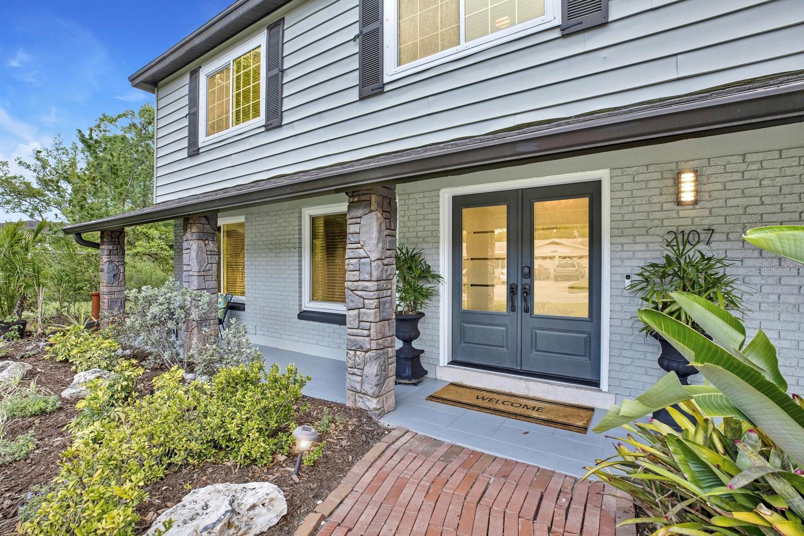 2107 W KYRA DR, TAMPA, FL, 33612