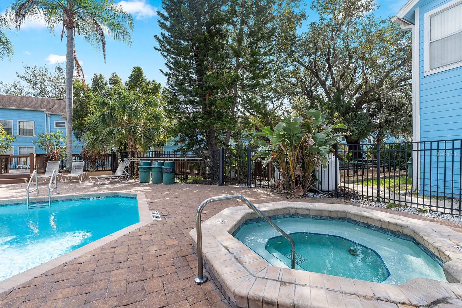 2735 N POINCIANA BLVD #100, KISSIMMEE, FL, 34746