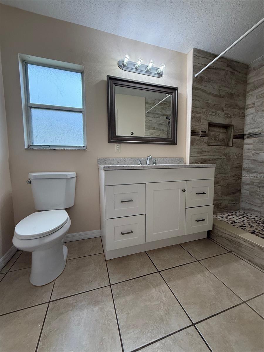 972 N FAIRBAIRN DR, DELTONA, FL, 32725