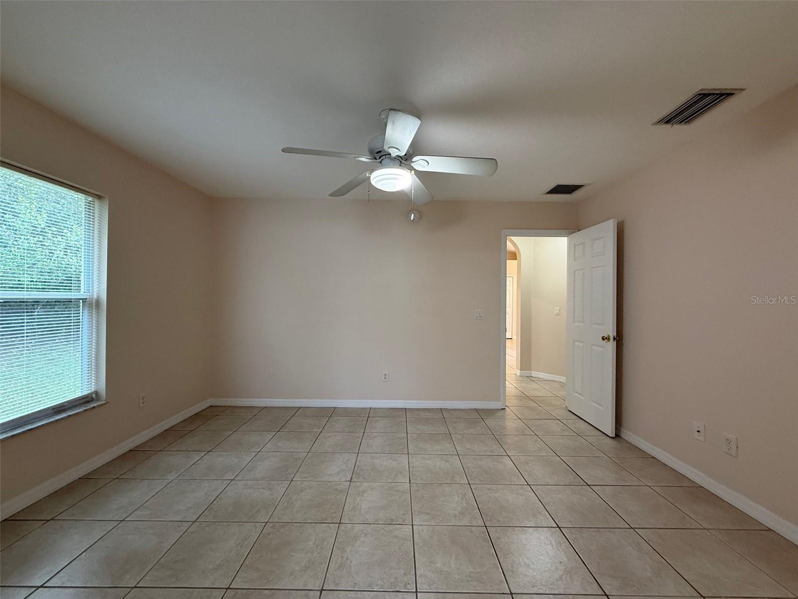 972 N FAIRBAIRN DR, DELTONA, FL, 32725