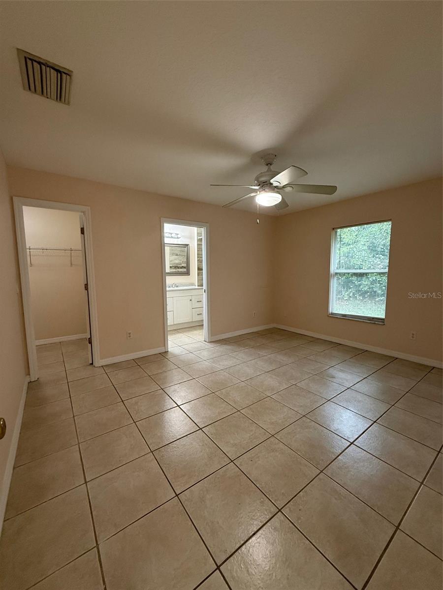 972 N FAIRBAIRN DR, DELTONA, FL, 32725