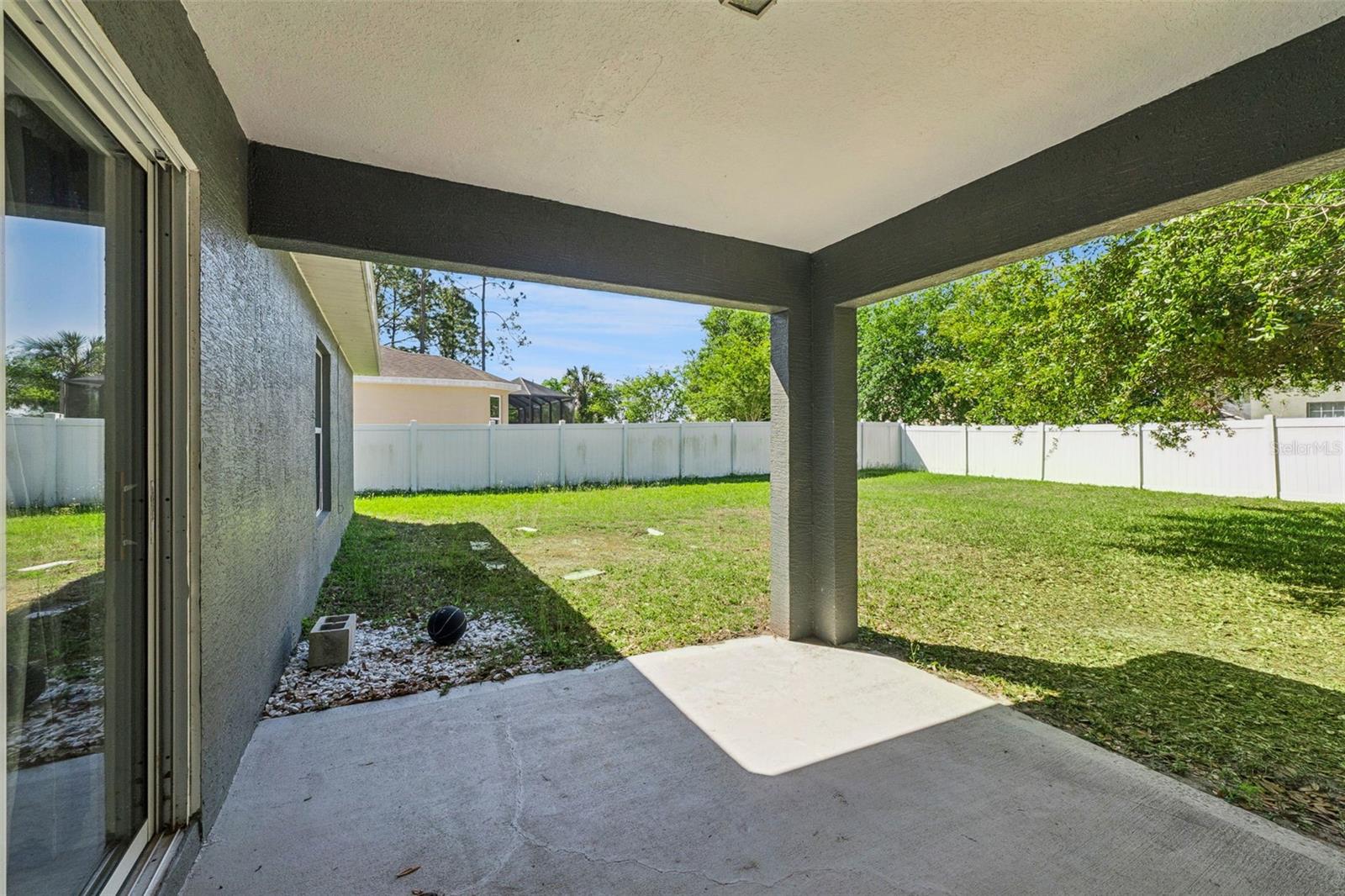 37 LINDSAY DR, PALM COAST, FL, 32137